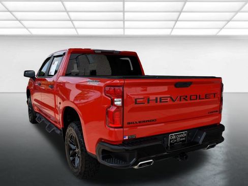Used 2021 Chevrolet Silverado 1500 Custom Trail Boss w/ LPO, Dark Essentials Package AWD/4WD image 9