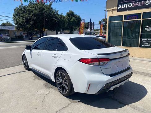 Used 2020 Toyota Corolla SE w/ SE Premium Package FWD image 14