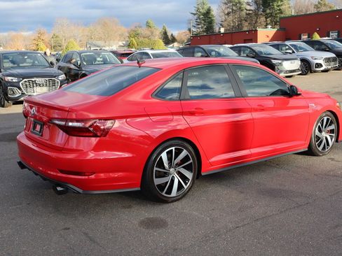 Used 2020 Volkswagen Jetta GLI image 5