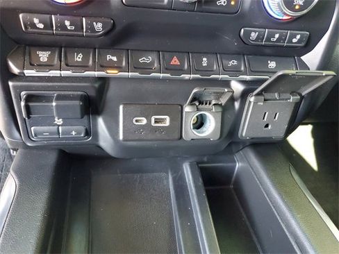 Used 2020 GMC Sierra 3500 Denali w/ Denali Ultimate Package image 25