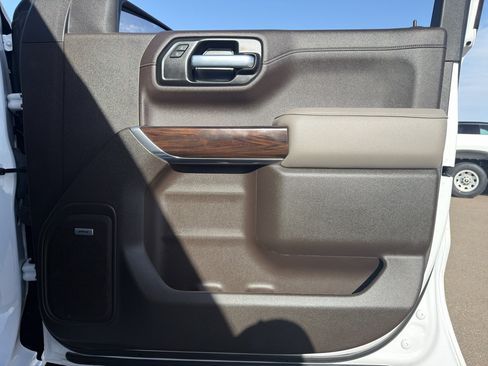 Used 2021 GMC Sierra 1500 SLT w/ SLT Premium Plus Package image 30