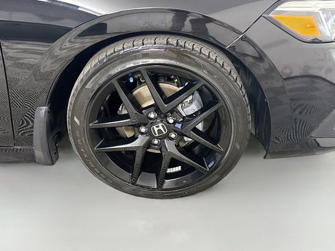 Used 2024 Honda Civic Sport image 32