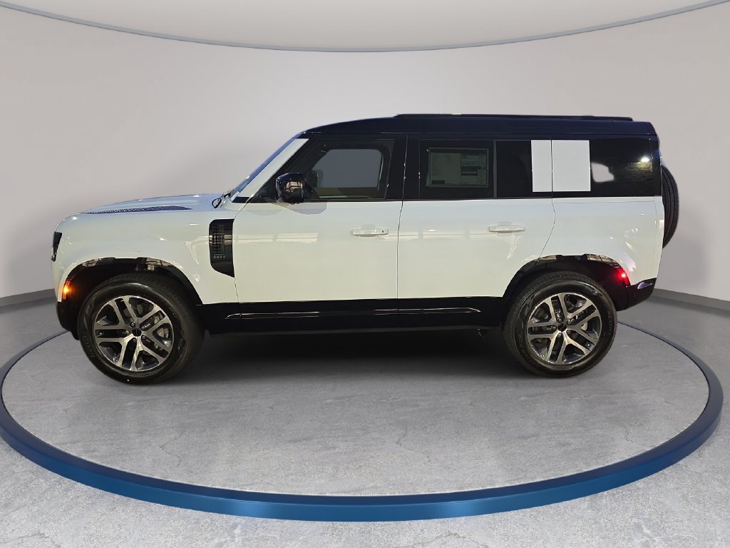 New 2026 Land Rover Defender 110 X-Dynamic SE AWD/4WD image 8