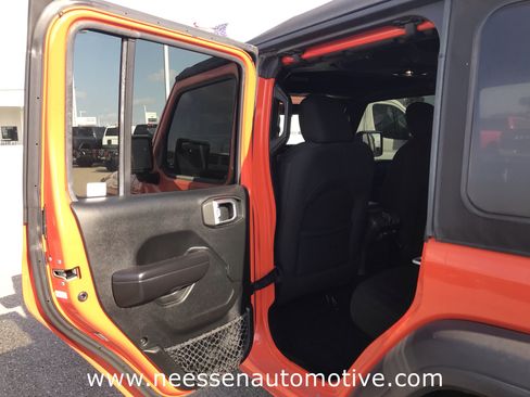 Used 2020 Jeep Wrangler Unlimited Sport S image 13