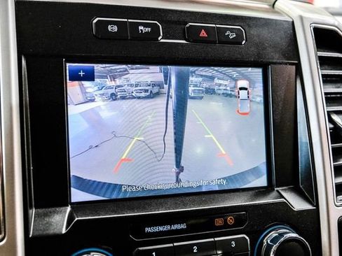 Used 2021 Ford F250 Lariat w/ Chrome Package image 16