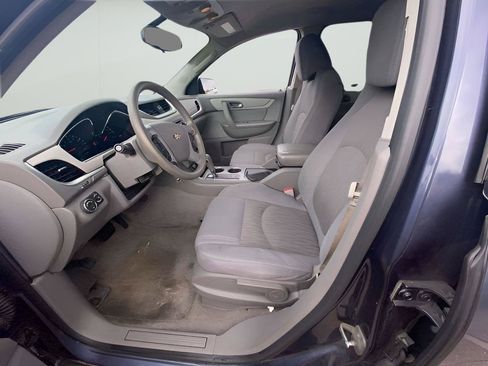Used 2013 Chevrolet Traverse LS FWD image 20