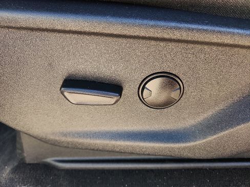 Used 2024 Ford F250 XLT w/ XLT Premium Package image 12