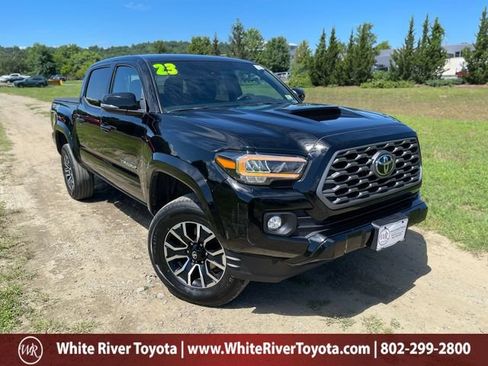 Certified 2023 Toyota Tacoma TRD Sport w/ Technology Package AWD/4WD image 1