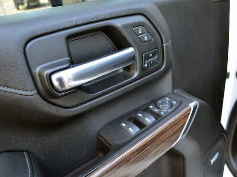 Used 2021 Chevrolet Silverado 3500 High Country image 26