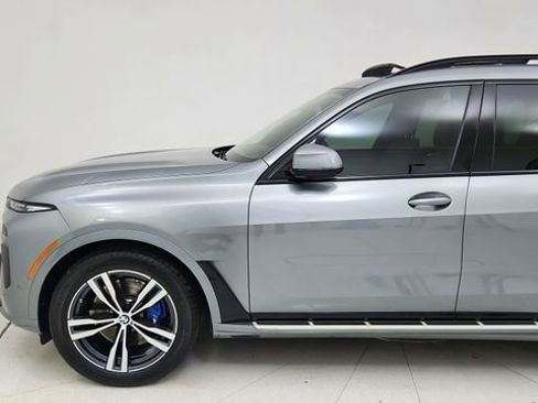 Used 2026 BMW X7 xDrive40i image 4