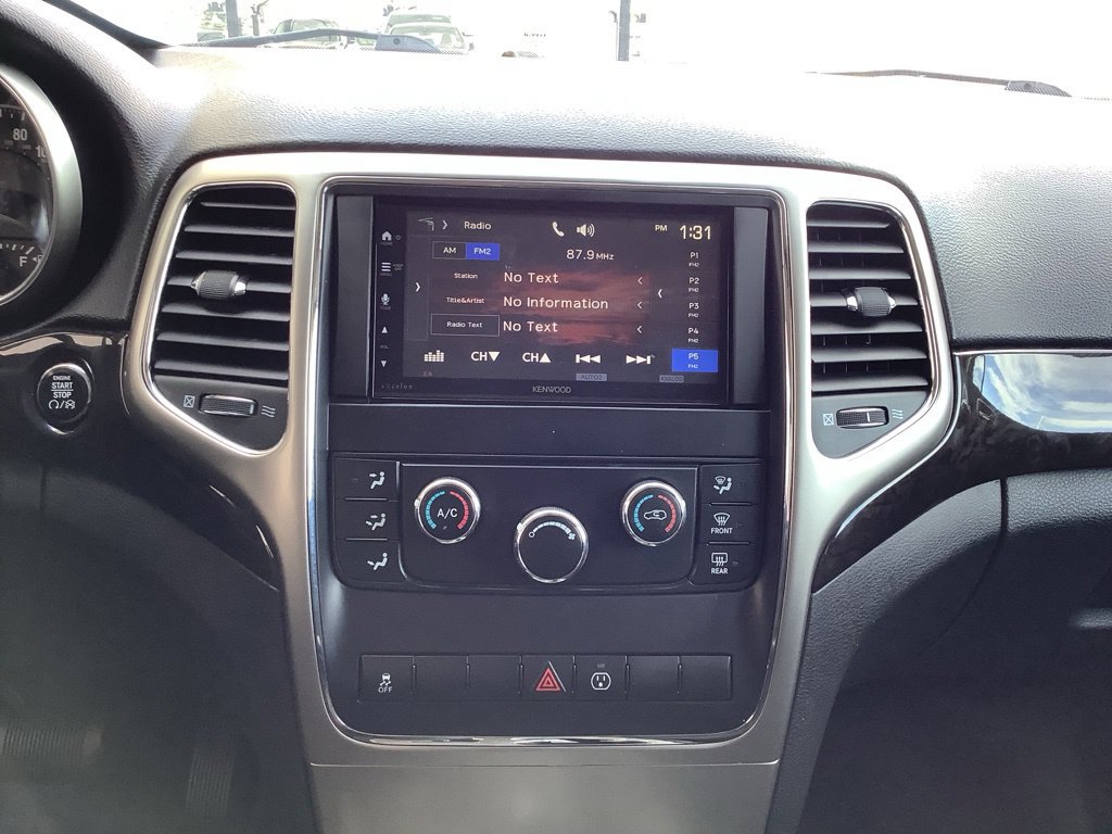 Used 2013 Jeep Grand Cherokee Laredo w/ Laredo E Group AWD/4WD image 13