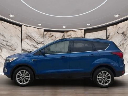 Used 2019 Ford Escape SEL AWD/4WD image 4