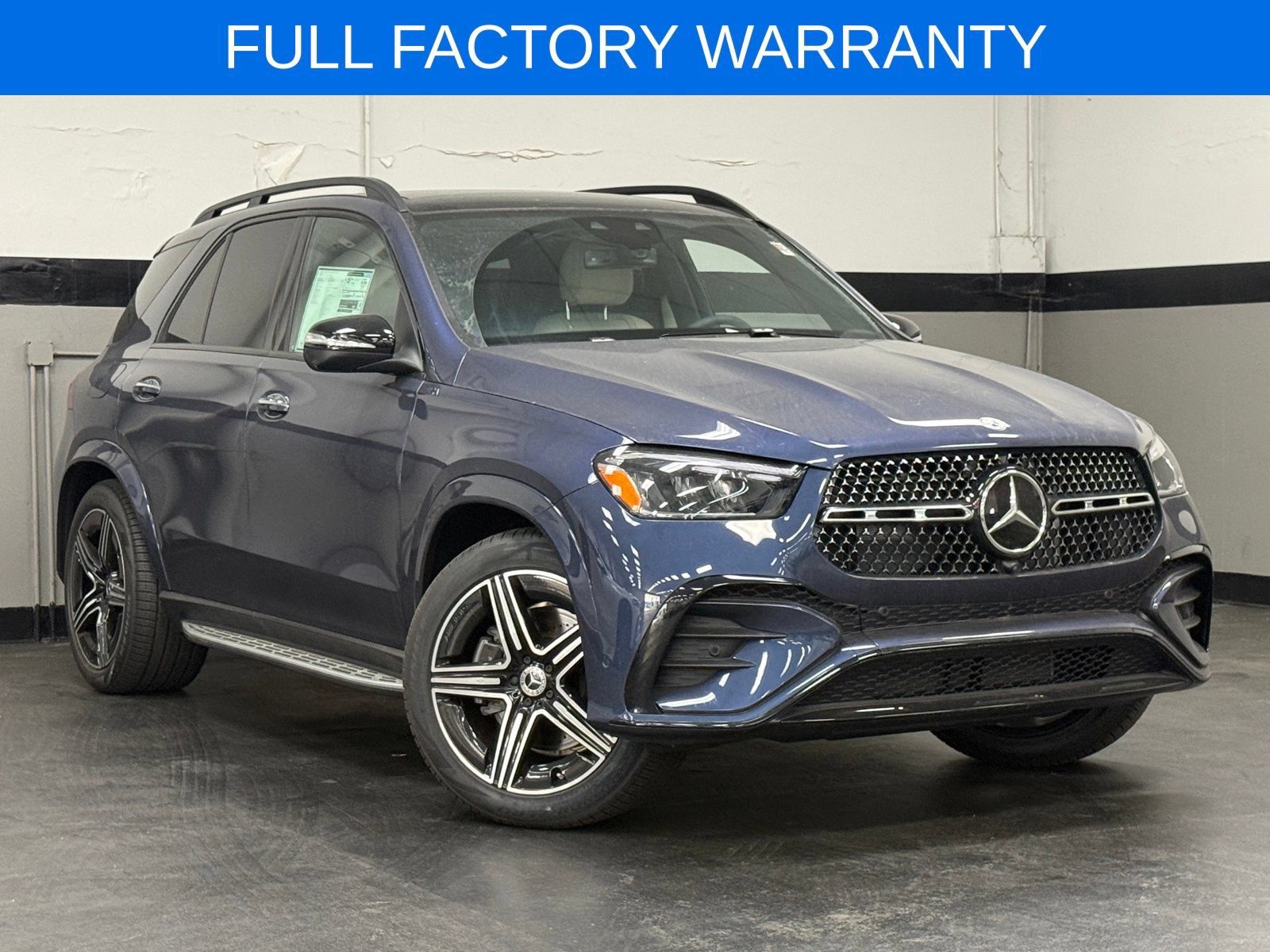 Used 2025 Mercedes-Benz GLE 350 4MATIC image 2