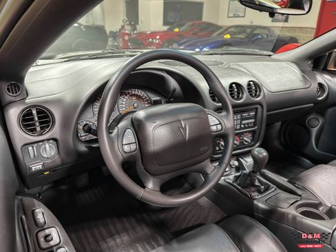 Used 2002 Pontiac Firebird Trans Am image 10