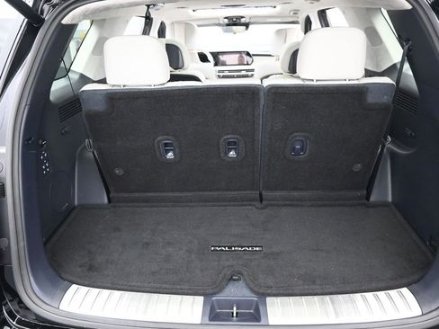 Used 2023 Hyundai Palisade Calligraphy w/ Cargo Package image 32
