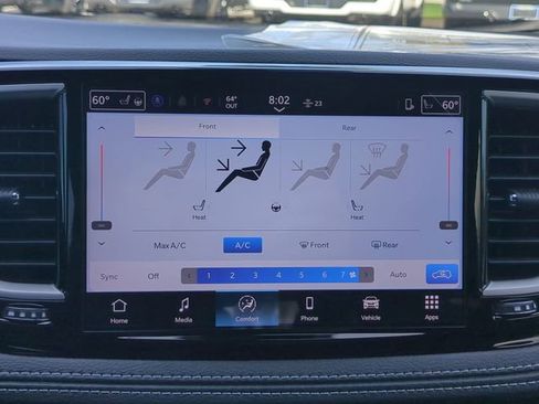 New 2026 Chrysler Pacifica Select image 16