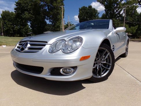 Used 2007 Mercedes-Benz SL 550 image 8