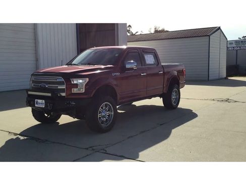 Used 2015 Ford F150 Platinum w/ Equipment Group 701A Luxury image 4