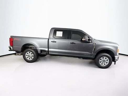 Used 2023 Ford F350 XLT w/ FX4 Off-Road Package AWD/4WD image 11