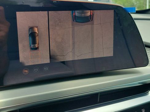 New 2025 Cadillac Lyriq Sport w/ LPO, Floor Liner Package RWD image 24