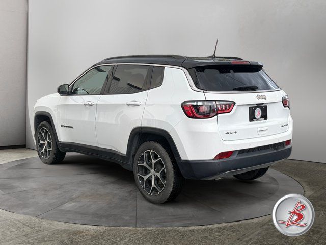 Used 2024 Jeep Compass Limited AWD/4WD image 5