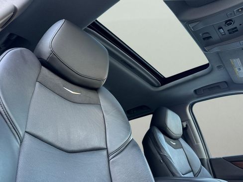 Used 2020 Cadillac Escalade ESV Luxury image 22