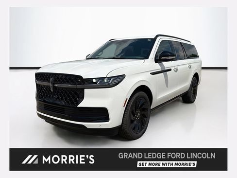 Used 2026 Lincoln Navigator L Reserve w/ Jet Appearance Package AWD/4WD image 1