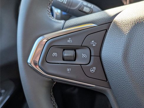 New 2026 Chevrolet Trax LT w/ Sunroof Package image 17