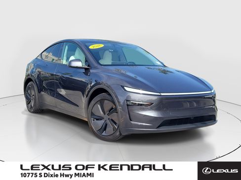 Used 2026 Tesla Model Y Long Range AWD/4WD image 1