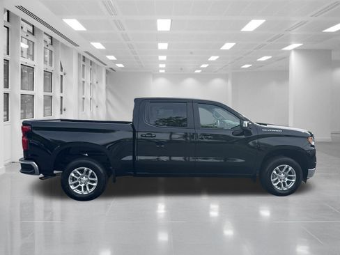 Certified 2026 Chevrolet Silverado 1500 LT RWD image 4