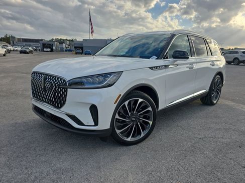 New 2026 Lincoln Aviator Reserve image 31