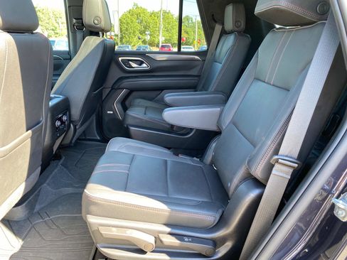 Used 2022 Chevrolet Tahoe RST w/ Luxury Package image 9