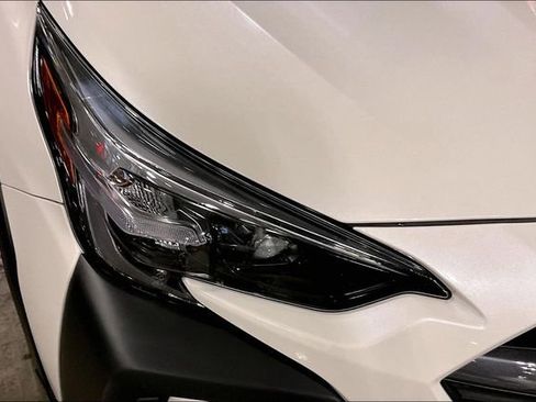 Used 2023 Subaru Outback Premium image 29