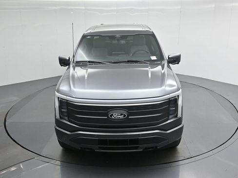 New 2025 Ford F150 Lightning Lariat image 39