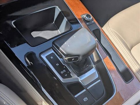 Used 2022 Audi Q5 2.0T Premium Plus w/ Premium Plus Package image 13