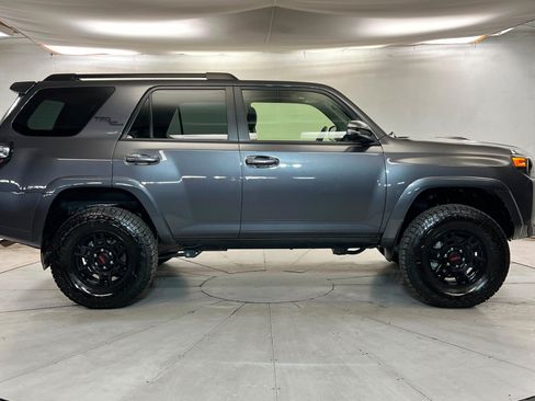Used 2023 Toyota 4Runner TRD Off-Road Premium w/ Off Road Premium Plus Package AWD/4WD image 6