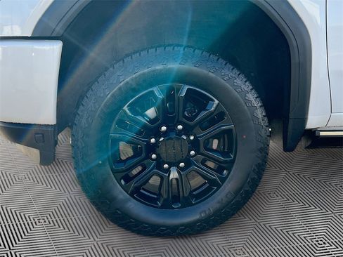 Used 2021 GMC Sierra 2500 Denali w/ Denali Ultimate Package image 33