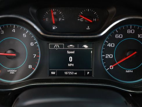 Used 2017 Chevrolet Cruze LS image 40