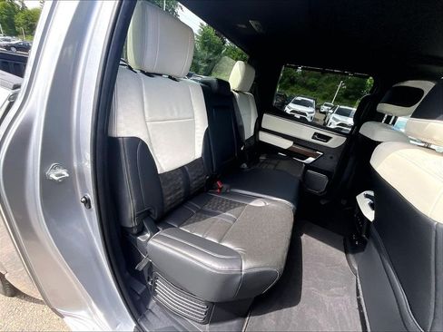Certified 2022 Toyota Tundra Capstone AWD/4WD image 16