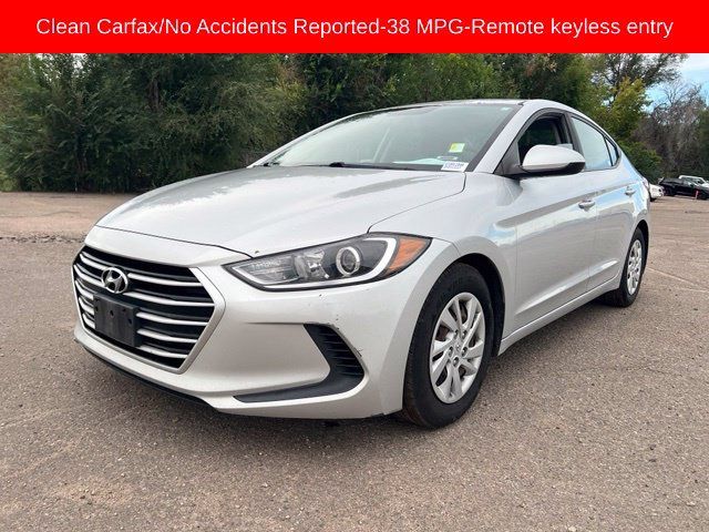 Used 2017 Hyundai Elantra SE FWD image 1