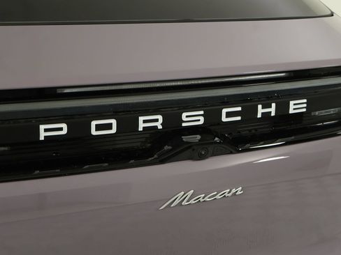 New 2026 Porsche Macan Electric RWD image 22