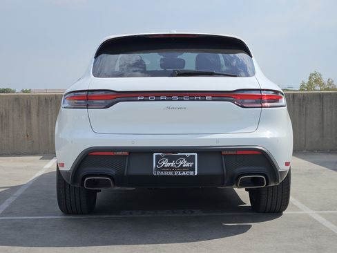 Certified 2026 Porsche Macan AWD/4WD image 7