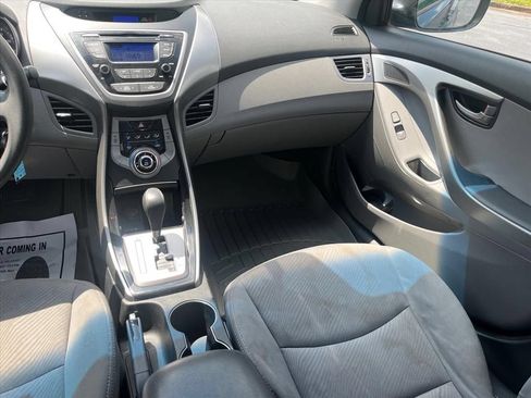 Used 2013 Hyundai Elantra GLS FWD image 9