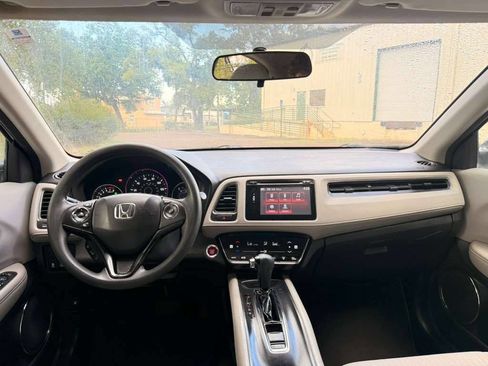 Used 2016 Honda HR-V EX image 13
