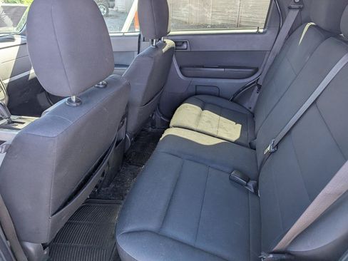 Used 2011 Ford Escape XLT AWD/4WD image 22
