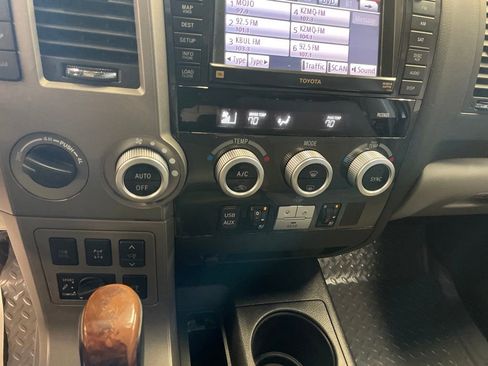 Used 2010 Toyota Sequoia Platinum AWD/4WD image 25