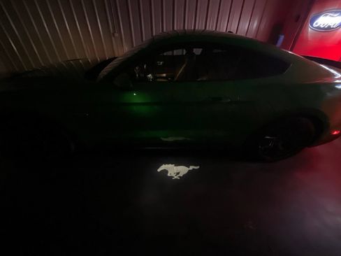 Used 2019 Ford Mustang GT Premium w/ Performance Package - Level 2 RWD image 10