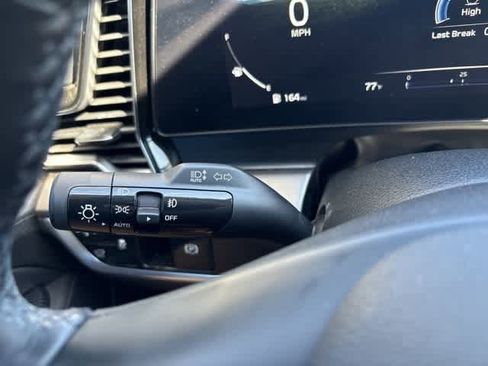 Used 2023 Kia Sportage SX image 17