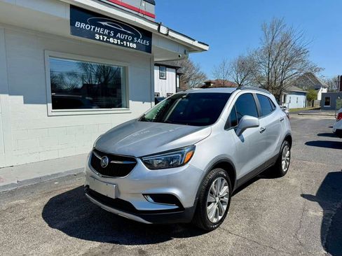 Used 2020 Buick Encore Preferred image 1