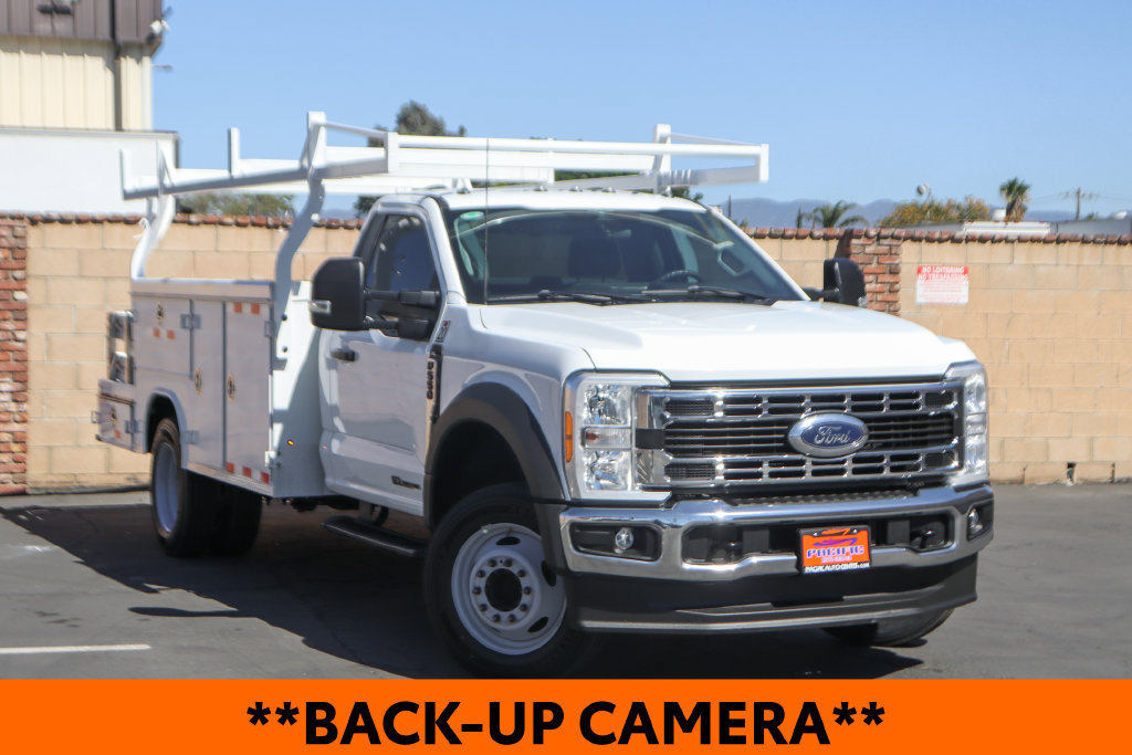 Used 2023 Ford F550 2WD Regular Cab Super Duty image 2